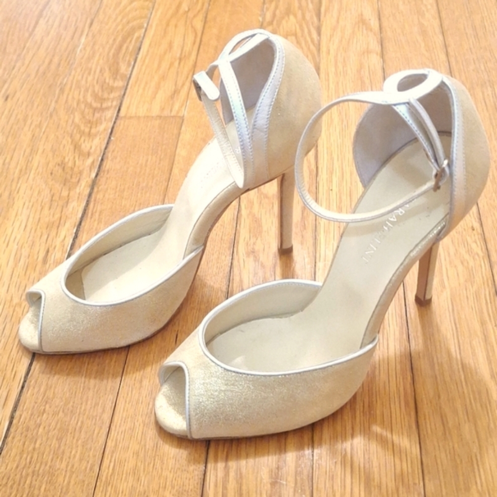 Sarah Flint Gold & Silver Strappy Sandal Sz 8.5
